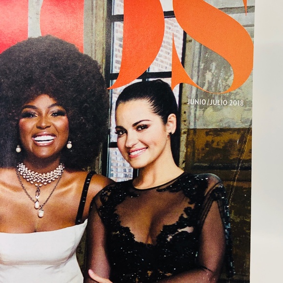 PEOPLE En Espanol Bellos June/July 2018 - Picture 3 of 13